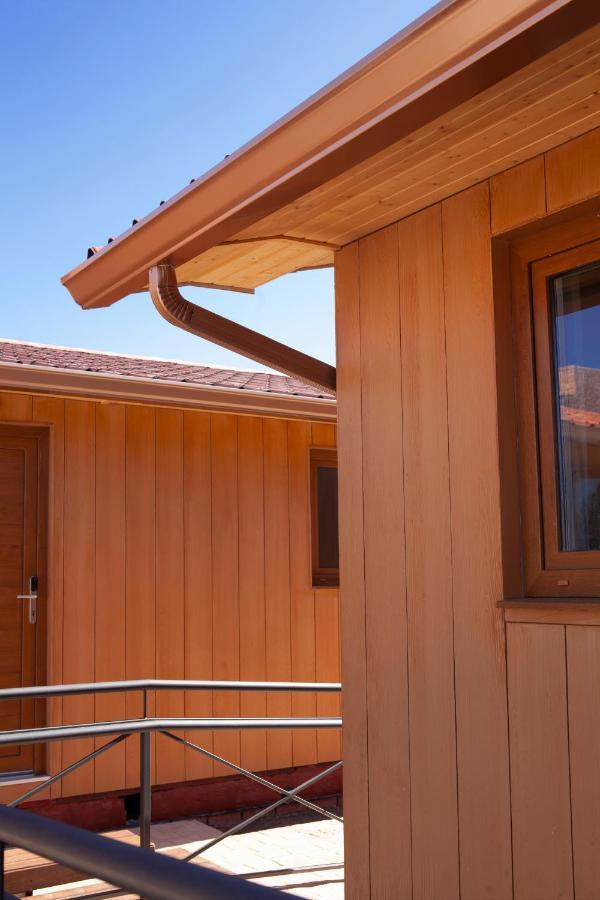 Hostal La Posada De Mari La Cabrera Eksteriør bilde