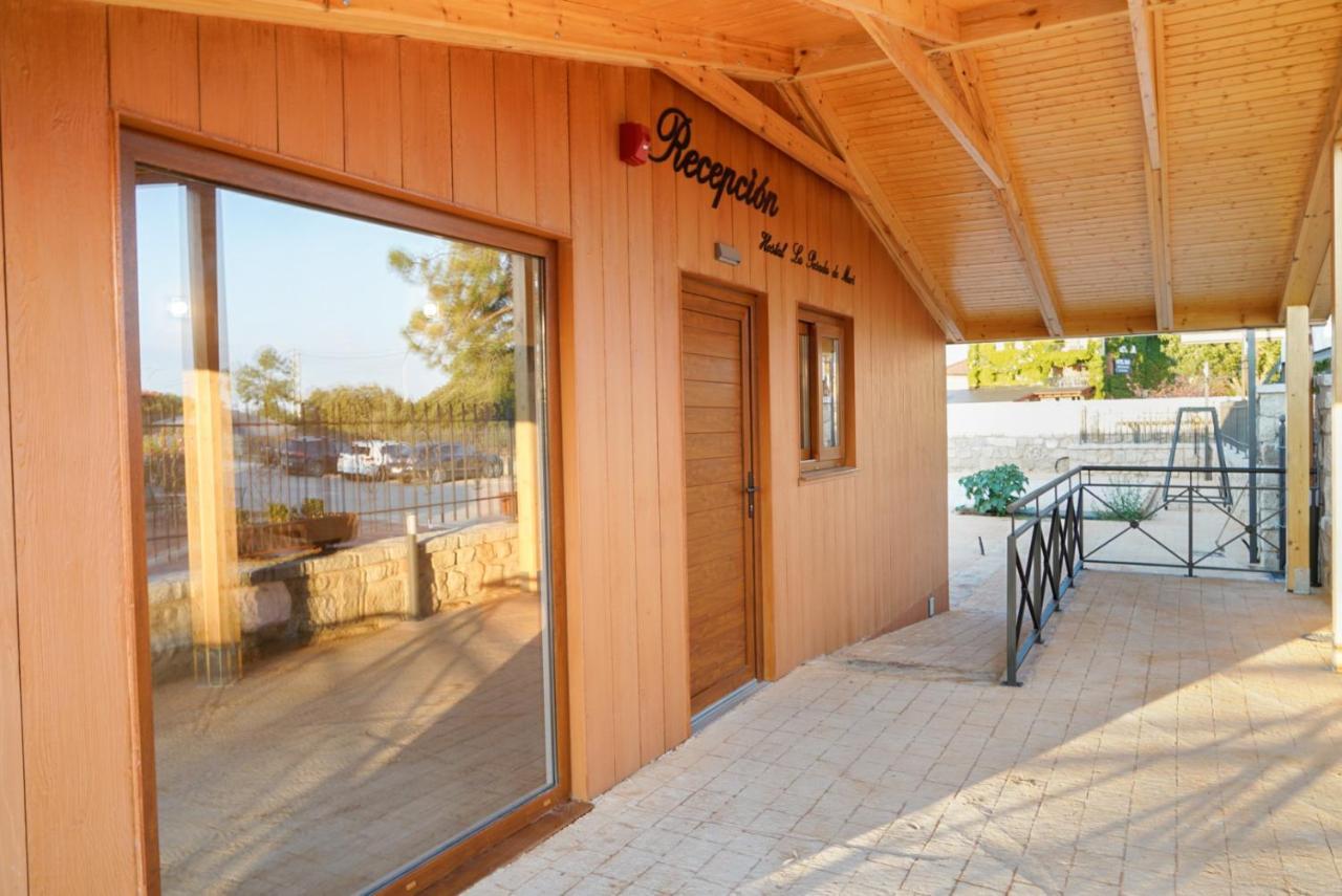 Hostal La Posada De Mari La Cabrera Eksteriør bilde