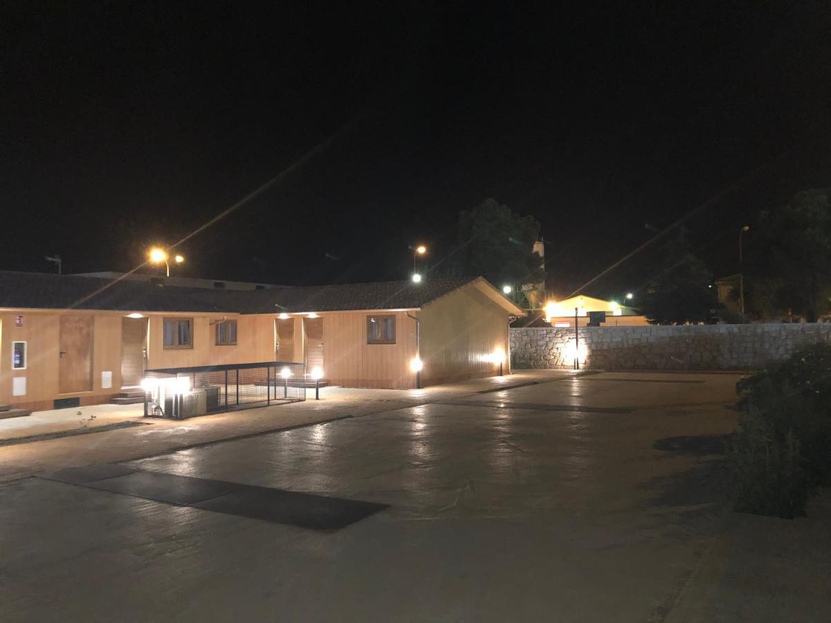 Hostal La Posada De Mari La Cabrera Eksteriør bilde